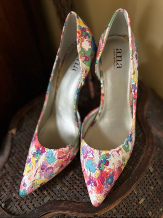 a.n.a Shoes - a.n.a Floral Multicolor Pointed Toe Pumps